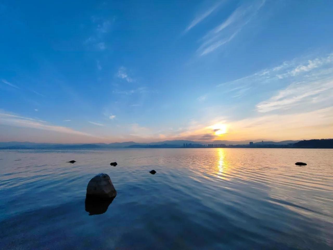 Dali Nest Secret Garden Lake View Inn Esterno foto